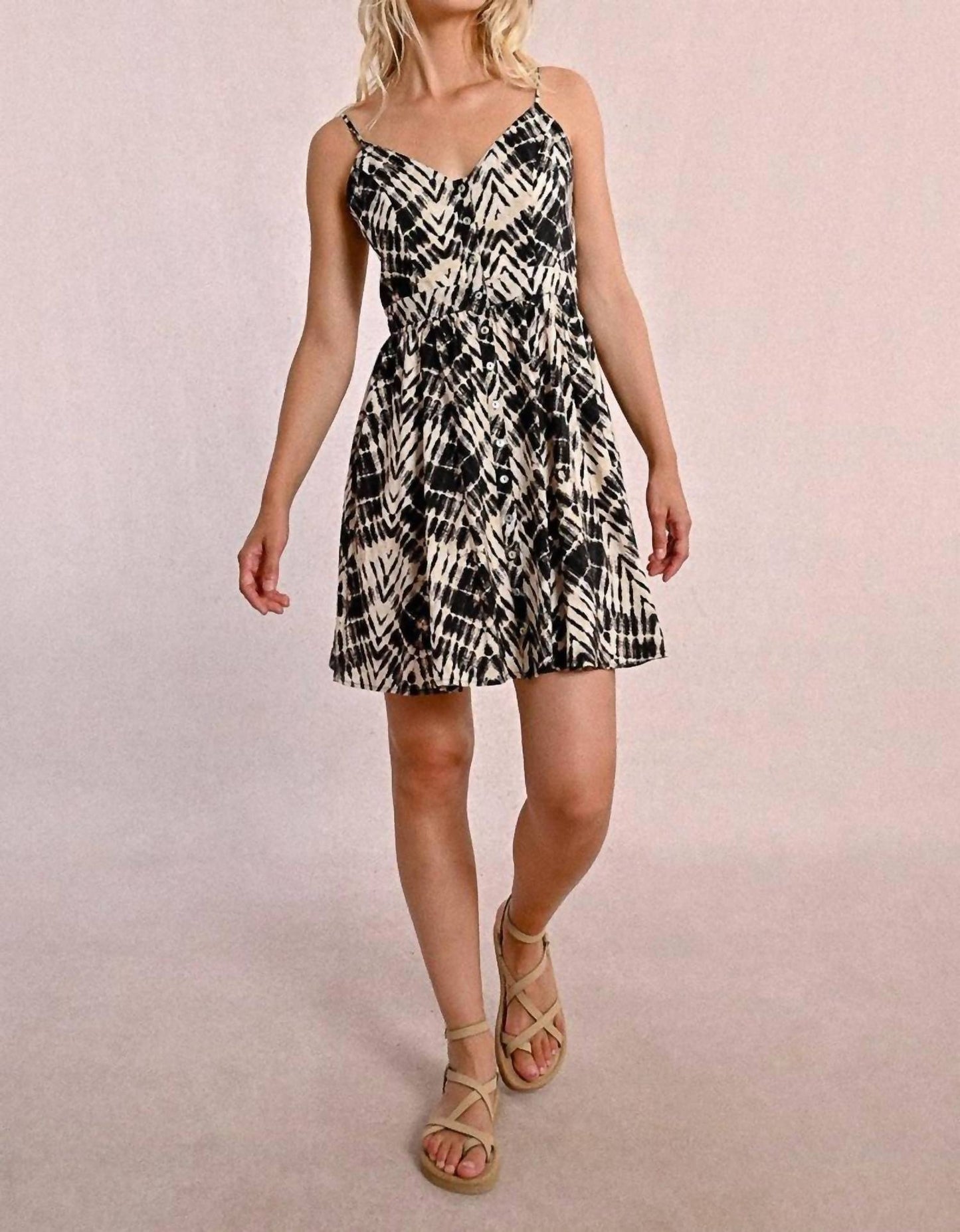 Molly Bracken - Short Buttoned Dress