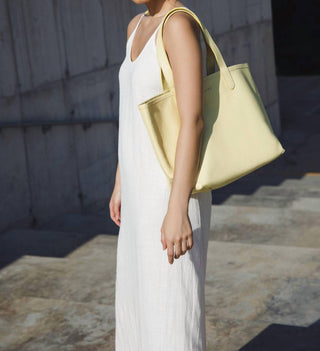 Mesch - Women's Kyle Tote Bag