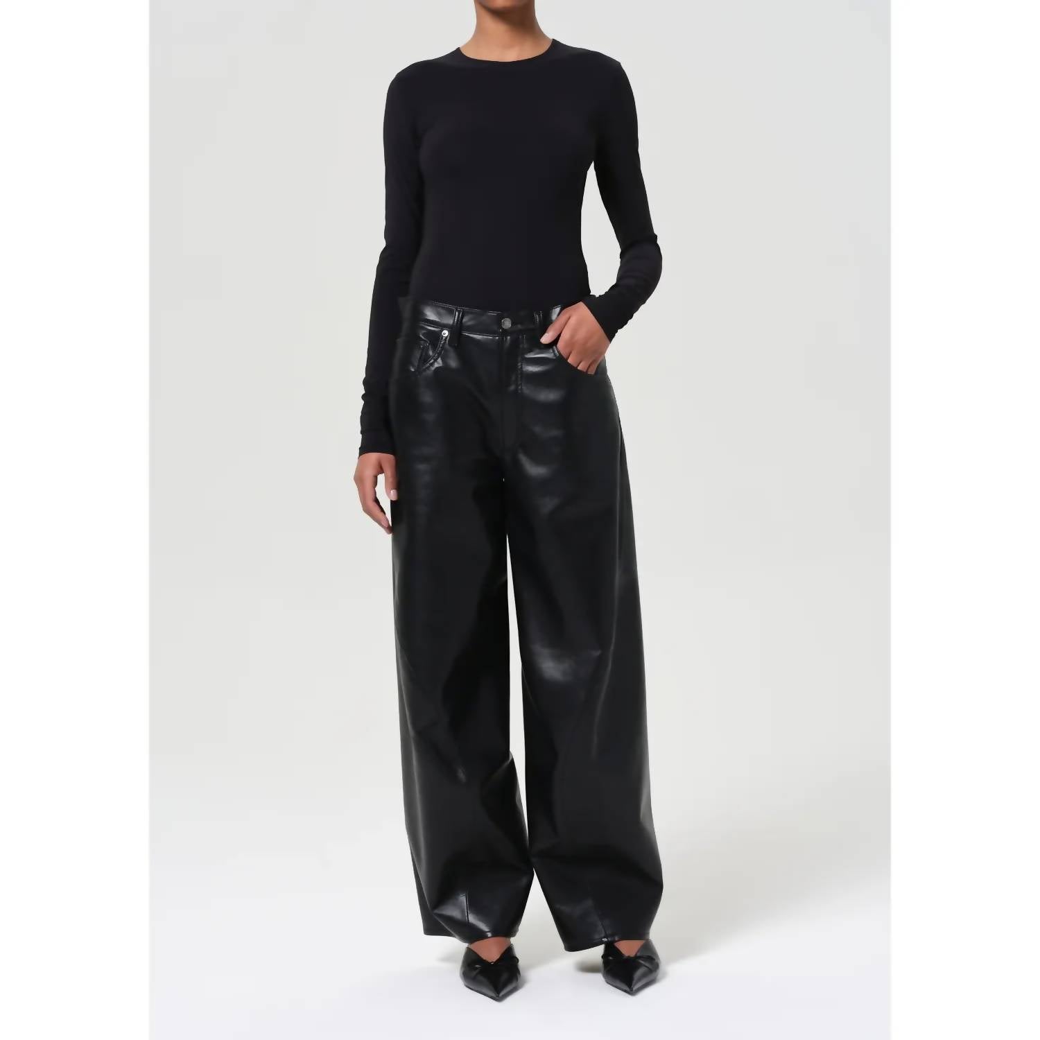 agolde-twist-baggy-jean