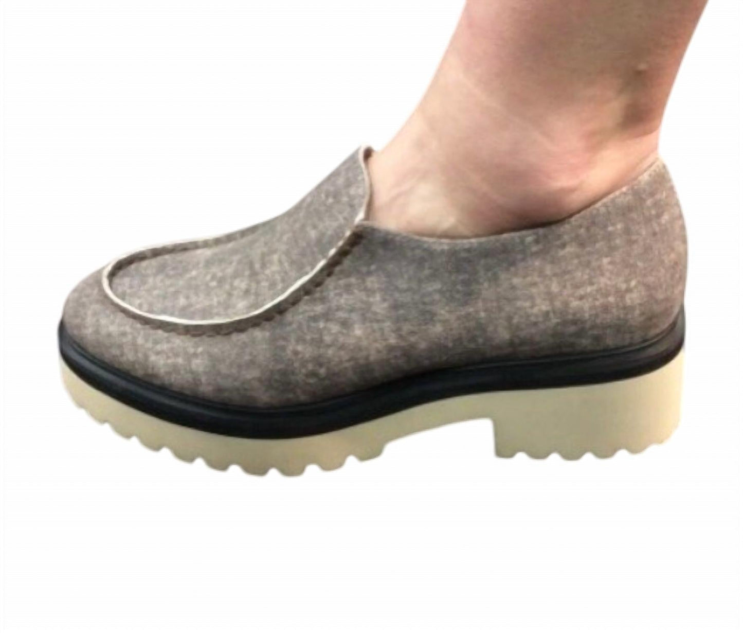 All Black - Women's Woven Loafer