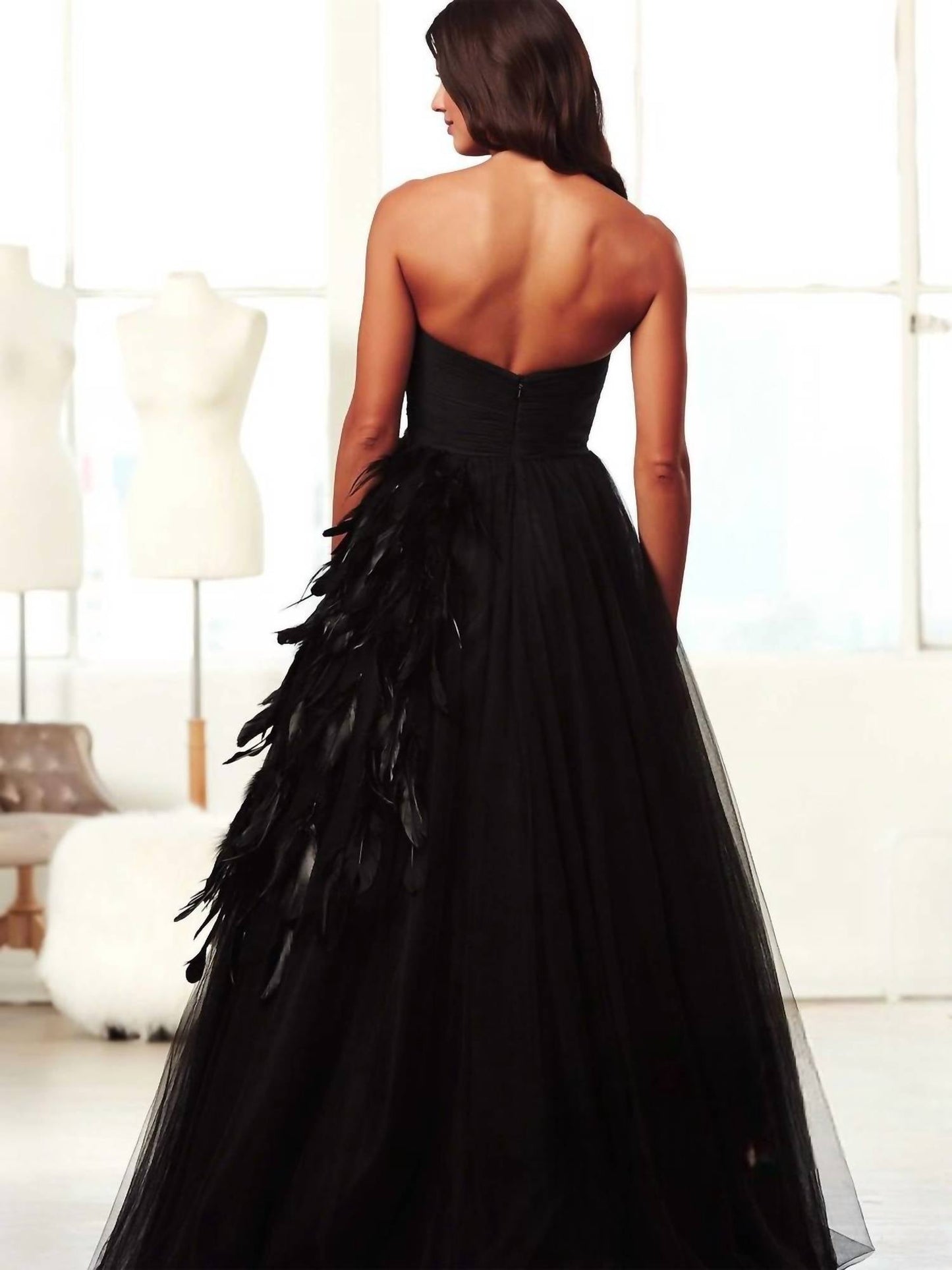 Mac Duggal - Swan-Inspired Ballgown with Feathered Tulle Skirt