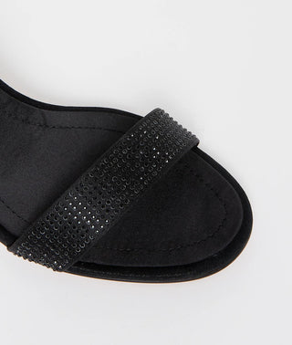 Pelle Moda - Women's Moira Low Heel