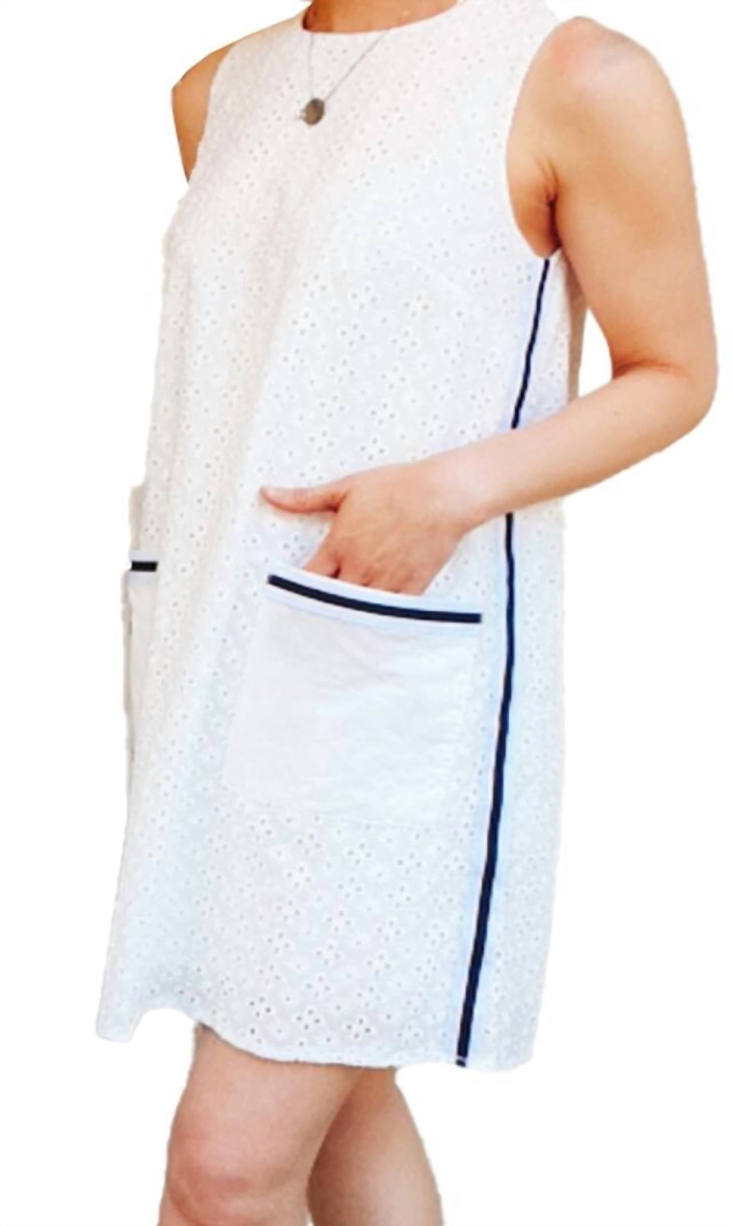 Donna Morgan - Eyelet Sleeveless Dress
