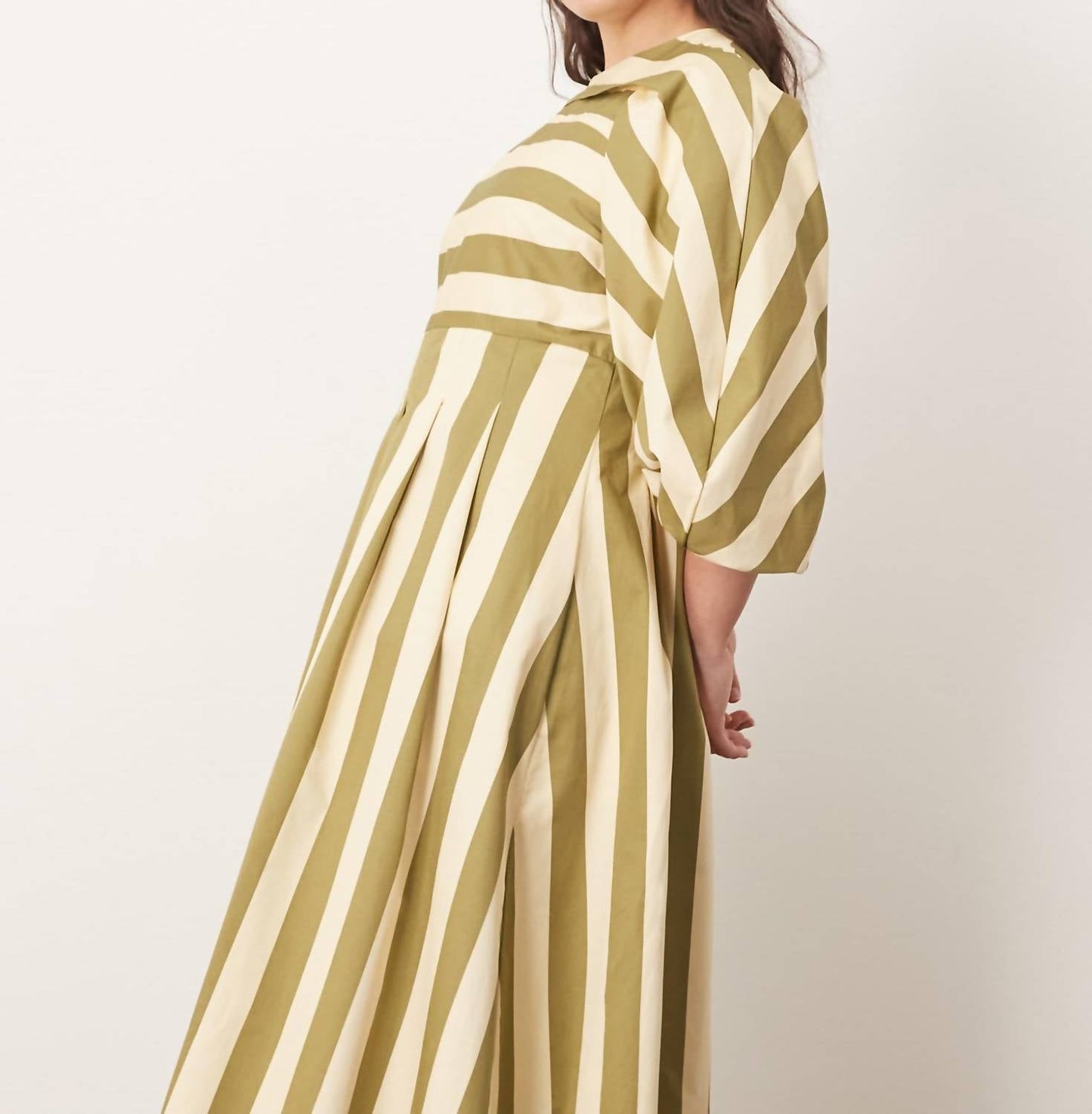 Arrange - Curve Full Pleat Striped Midi Dress