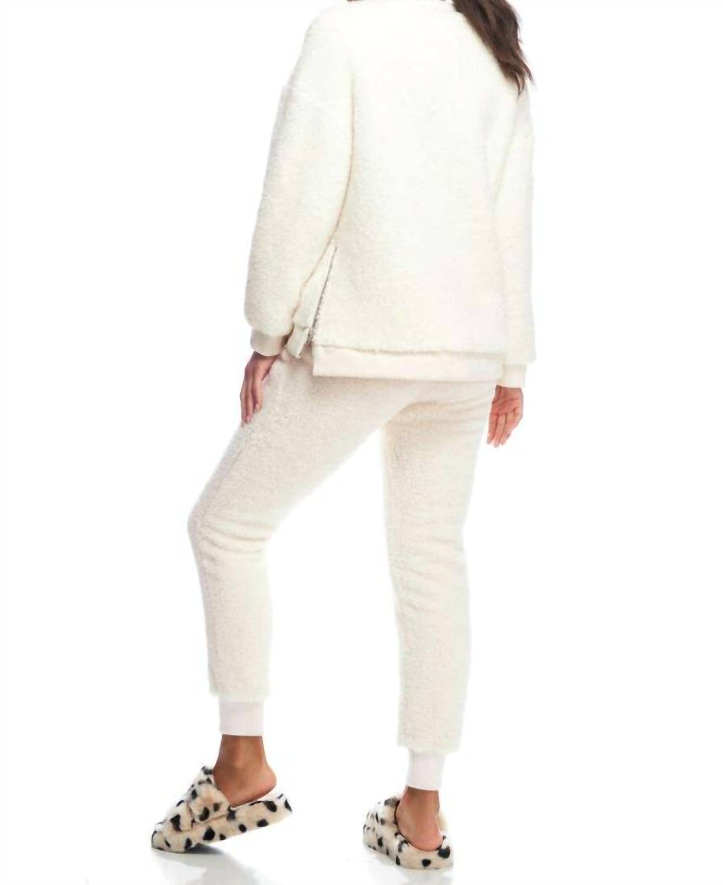 Donna Salyers - Fabulous Fur Cozy Loungewear Set