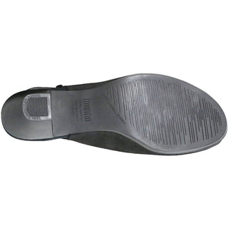 Munro - Women's Abby Nubuck Ankle Strap Heel Sandal