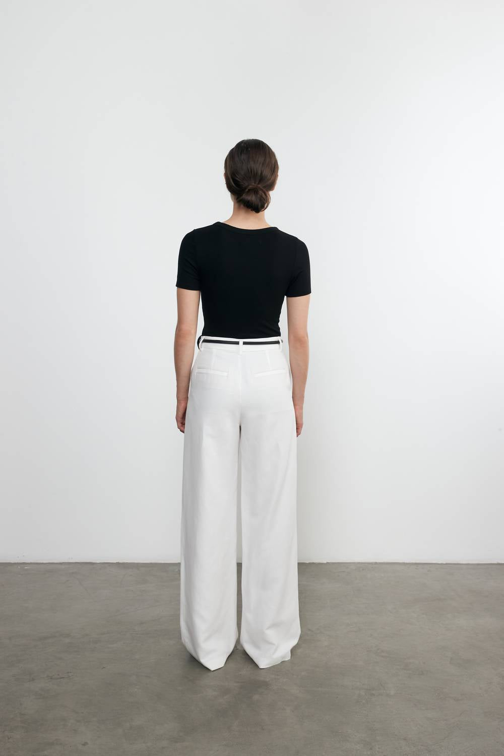 Enza Costa - SILK KNIT ESSENTIAL SHORT SLEEVE TEE