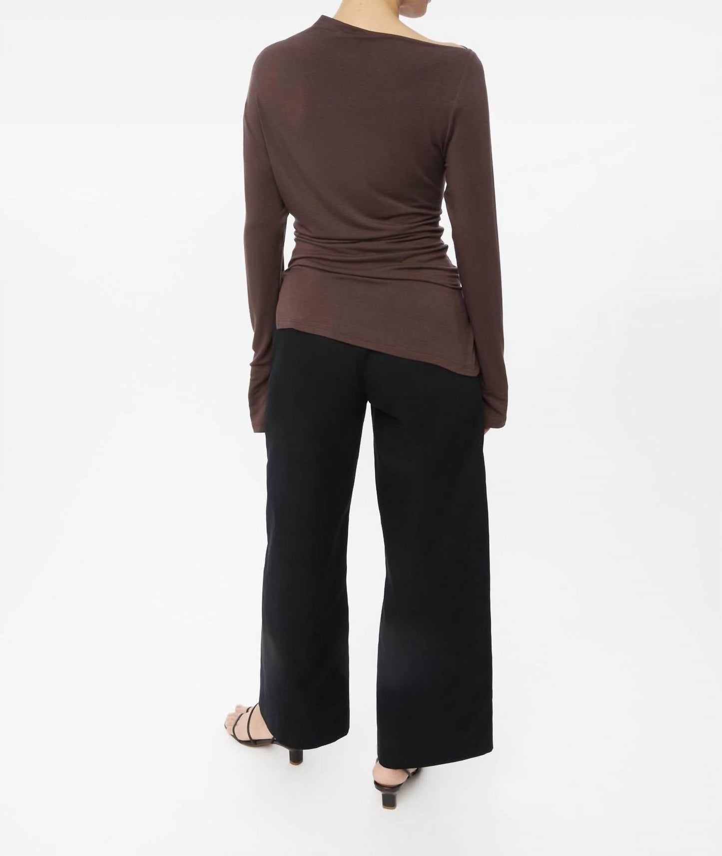 Dāl The Label - Asymmetric Knit Top