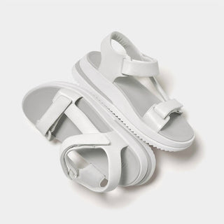 Fitflop - Women's Surff Adjustable Leather Sandal