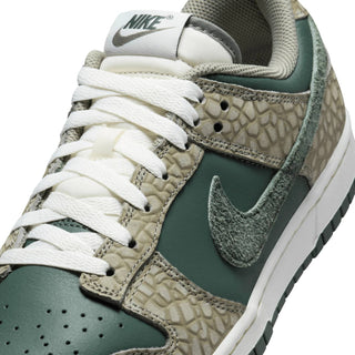 Nike - Men's Dunk Low Retro Premium Sneakers