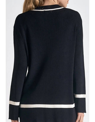 Elan - V-neck Sweater