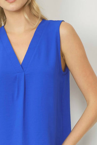 Entro - Sleeveless V-neck Top