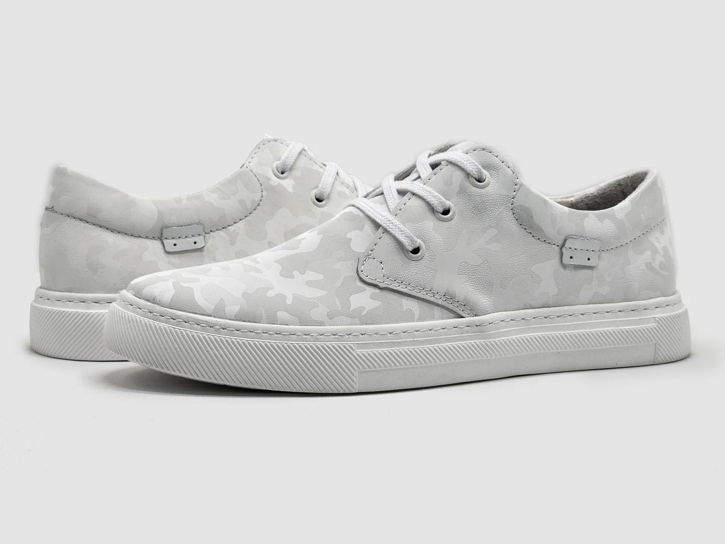 Kcr Group - Women's Camo Leather Sneaker
