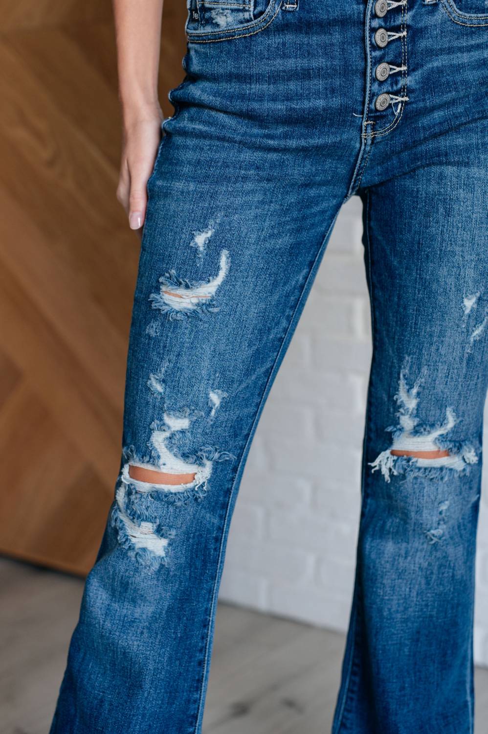 Judy Blue - Midrise Button Fly Trouser Flare With Distressing
