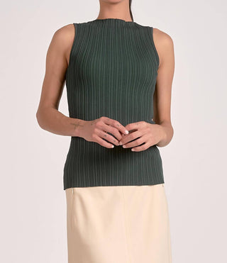 Elan - Sleeveless Crewneck Top