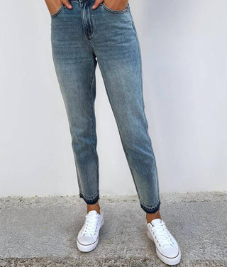 Trendsi - Judy Blue Full Size Mid Rise Rigid Magic Release Hem Jeans
