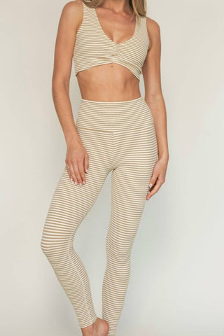 Montce - Wide Band Legging