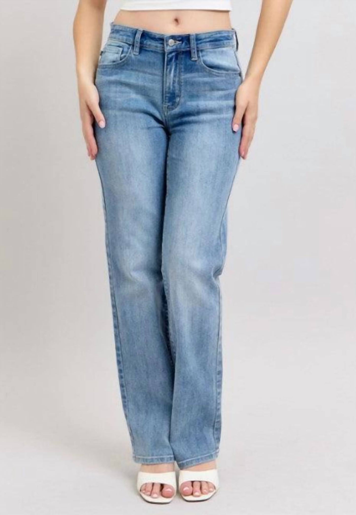 Judy Blue - High-rise Straight Leg Dad Jean