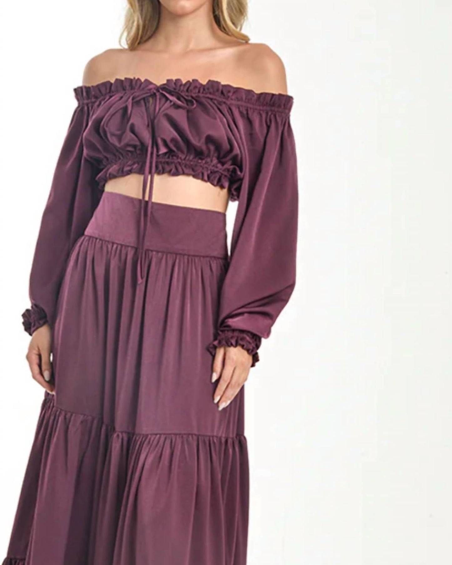 Steffany Milano - Off-the-shoulder Beauty Set