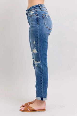 Judy Blue - Mid-rise Distressed Boyfriend Jeans