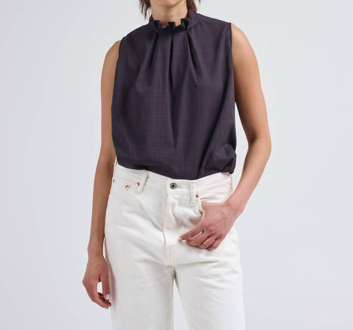 Chimala - Sleeveless Tuck Collar Blouse