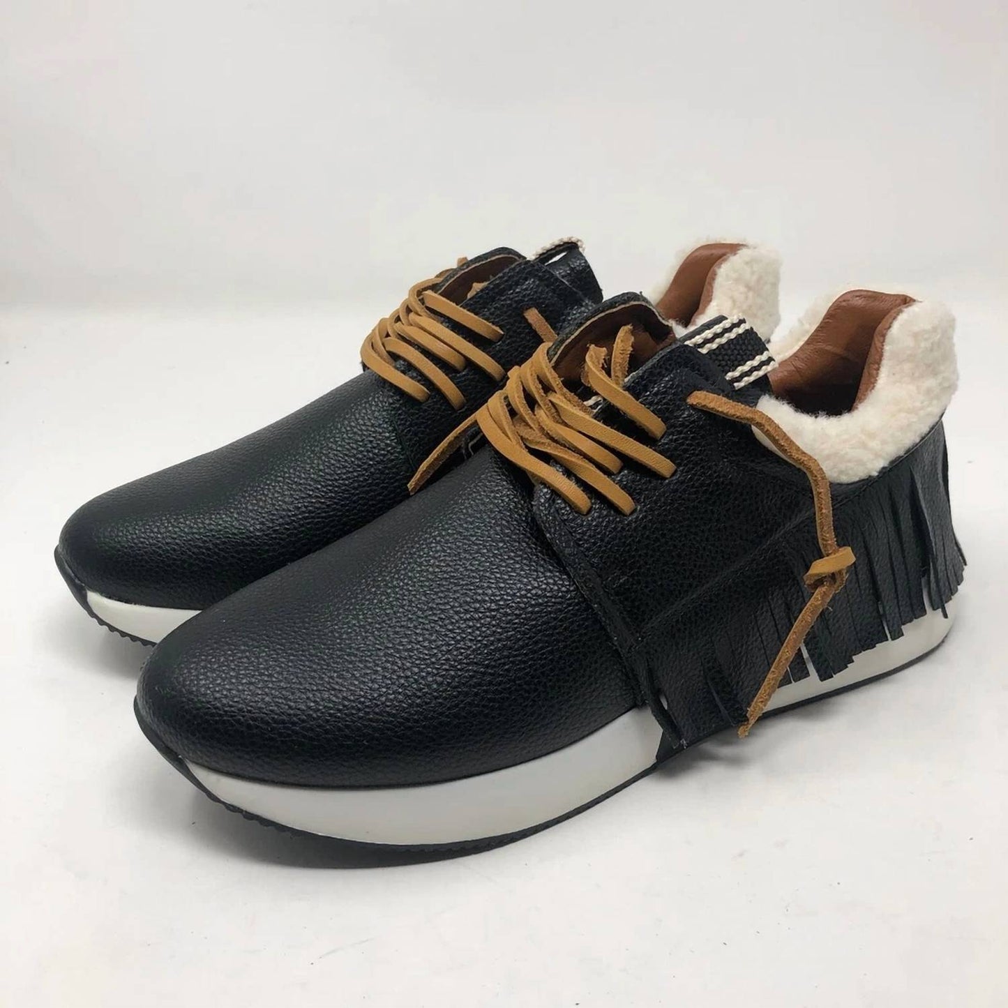 Shu Shop - Women's Pepa Fringe Sneaker