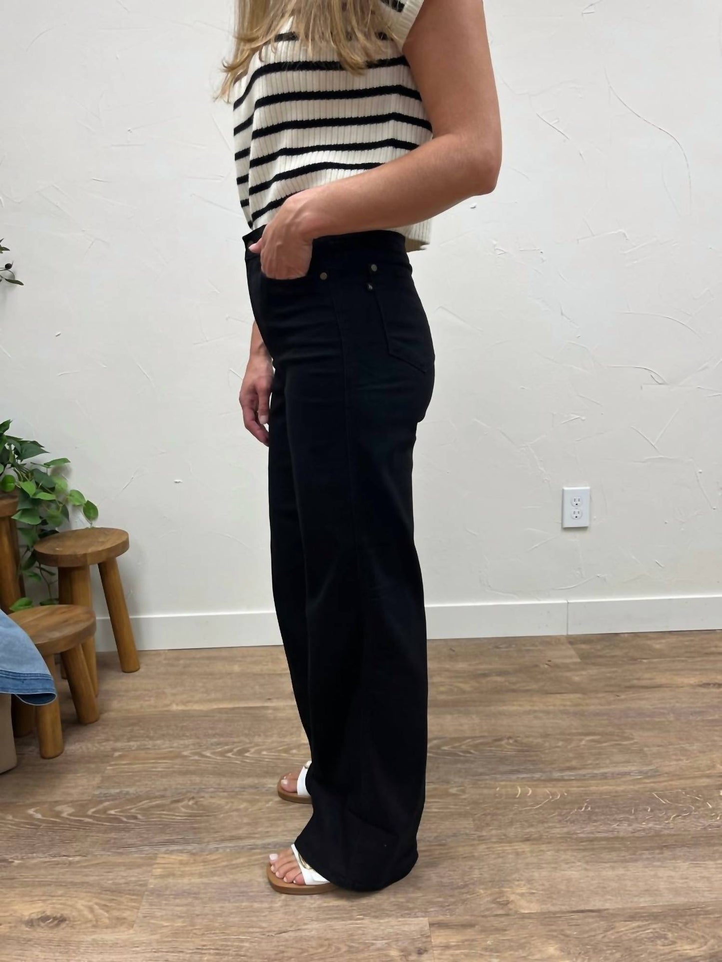 Judy Blue - High Waisted Retro Wide Leg Cuffed Jeans
