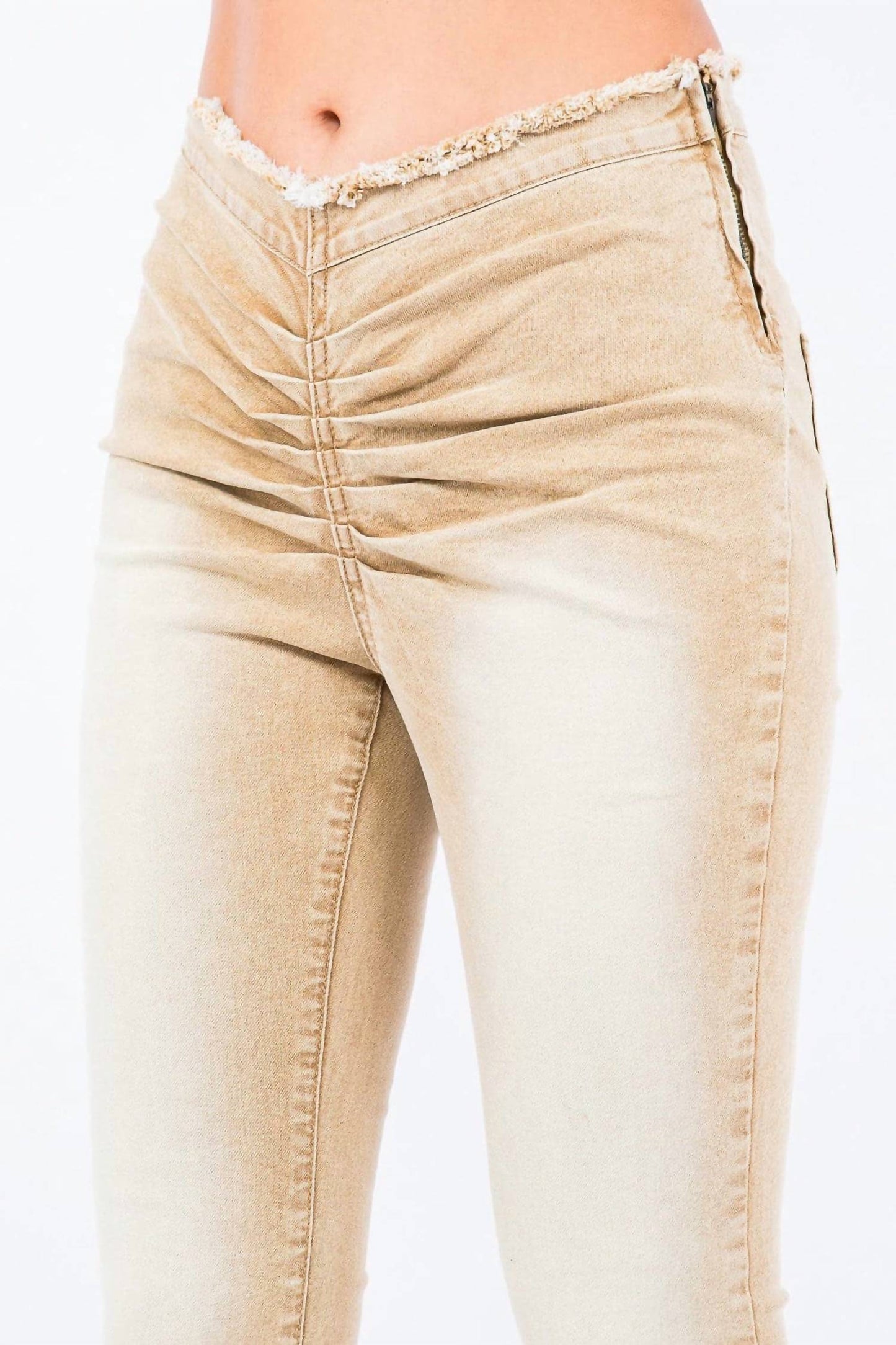 American Bazi - V-cut Ruched Mid Flare Pants