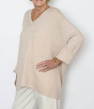 6397 - Slinky V-neck Sweater