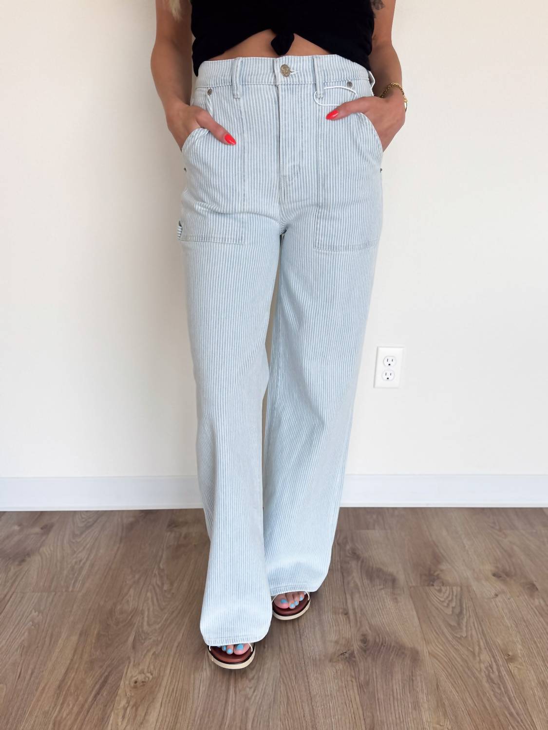 Daze - Zaria Wide Leg Pinstripe Jeans