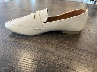 Insignia - Qupid Regent Flat Loafer