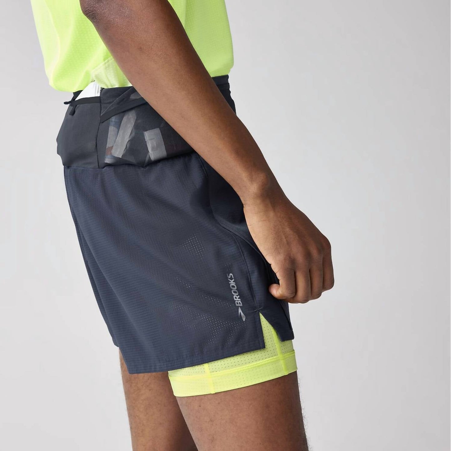 Brooks - Sherpa 5" Short