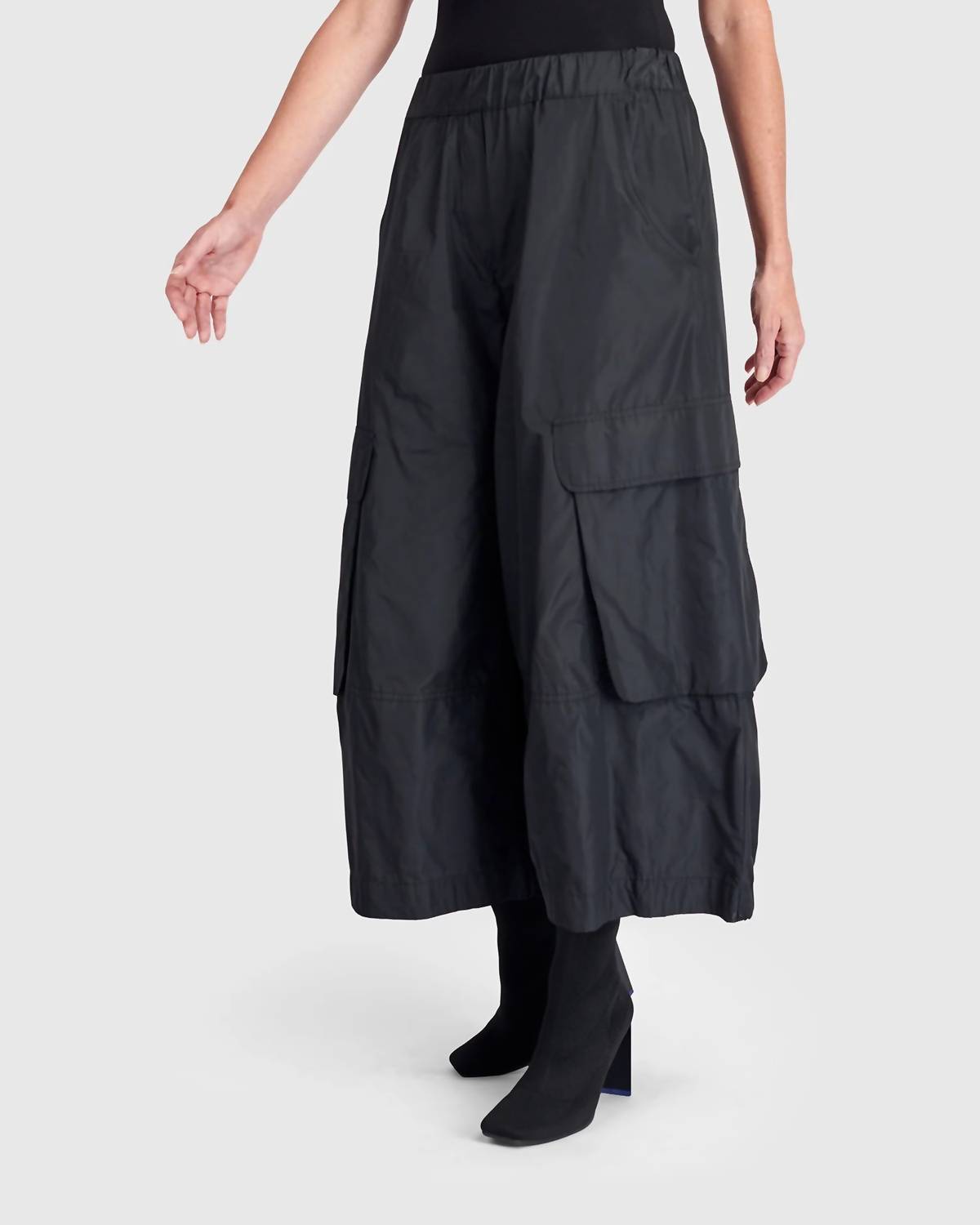Alembika - Urban Wide Cargo Pants