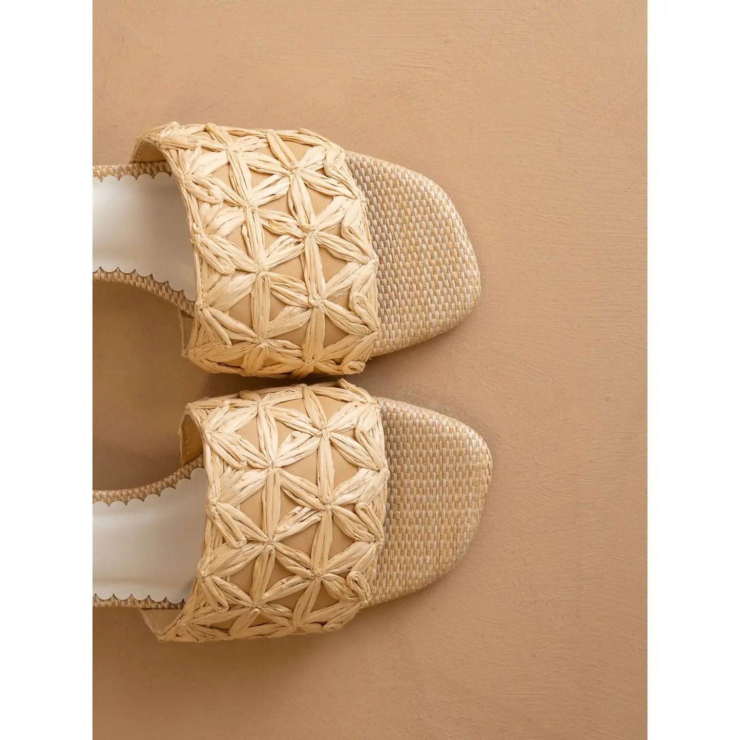 Oasis Society - The Winona Block Heel