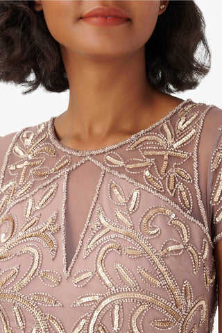 Adrianna Papell - Short Sleeves Back Zipper Short Beaded Mesh Dress