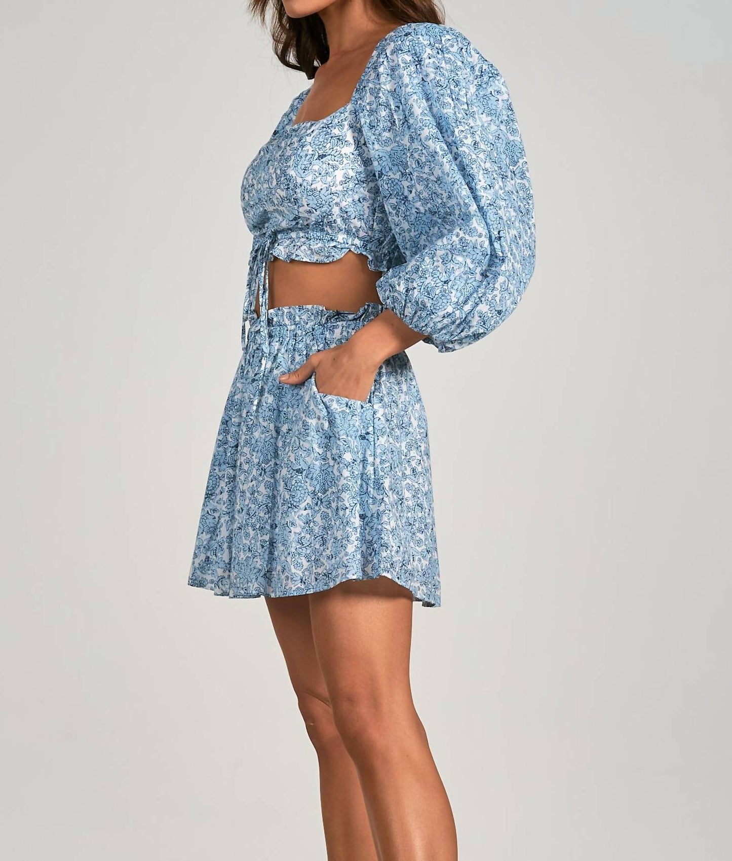 Elan - Cinched Top