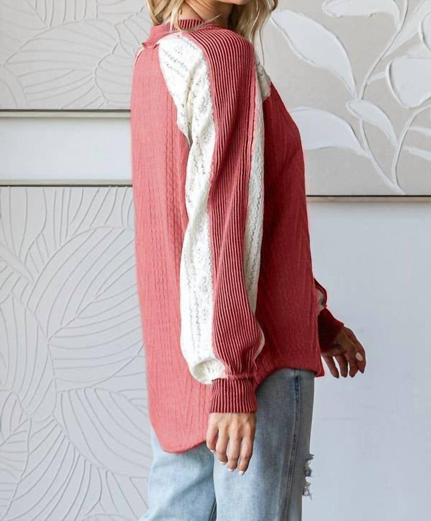 7Th Ray - Cabel Knit Top With Lace Detail