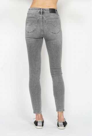 Judy Blue - Shield Pocket Skinny Jean