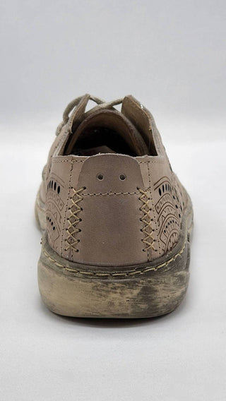 Kcr Group - Women's Timeless Low-Top Leather Shoes