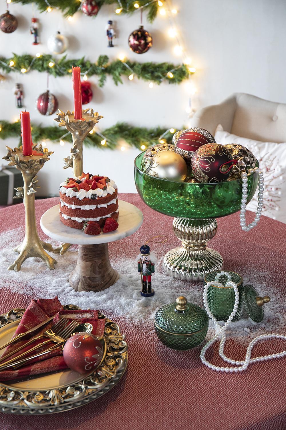 Decorative Hanging Ball Christmas Tree Ornaments For Holiday Decorations Set of 6