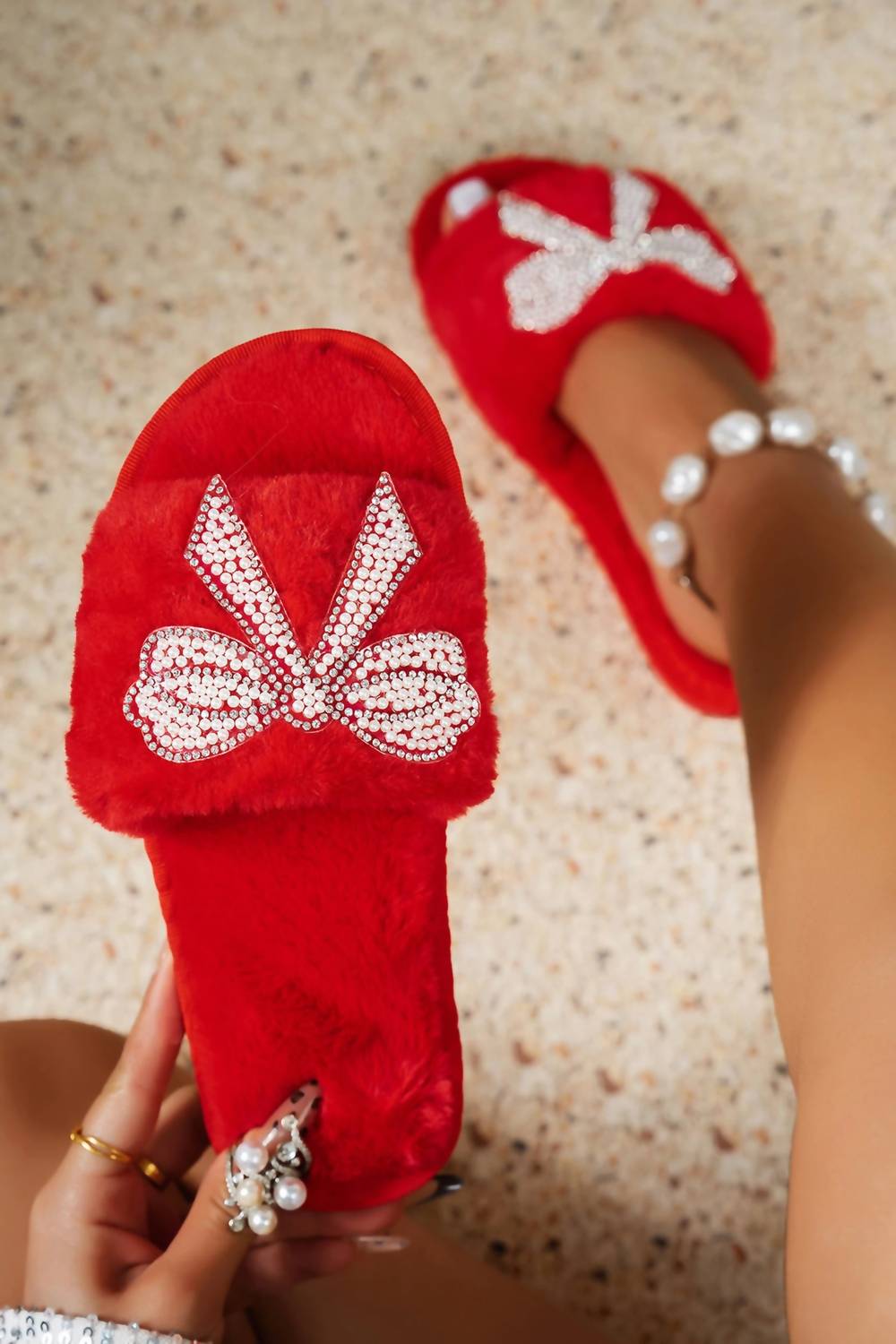 1 The Woman - Women's Plush Rhinestone Bow Slippers