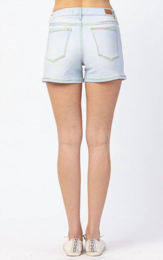 Judy Blue - Mid Rise Shorts