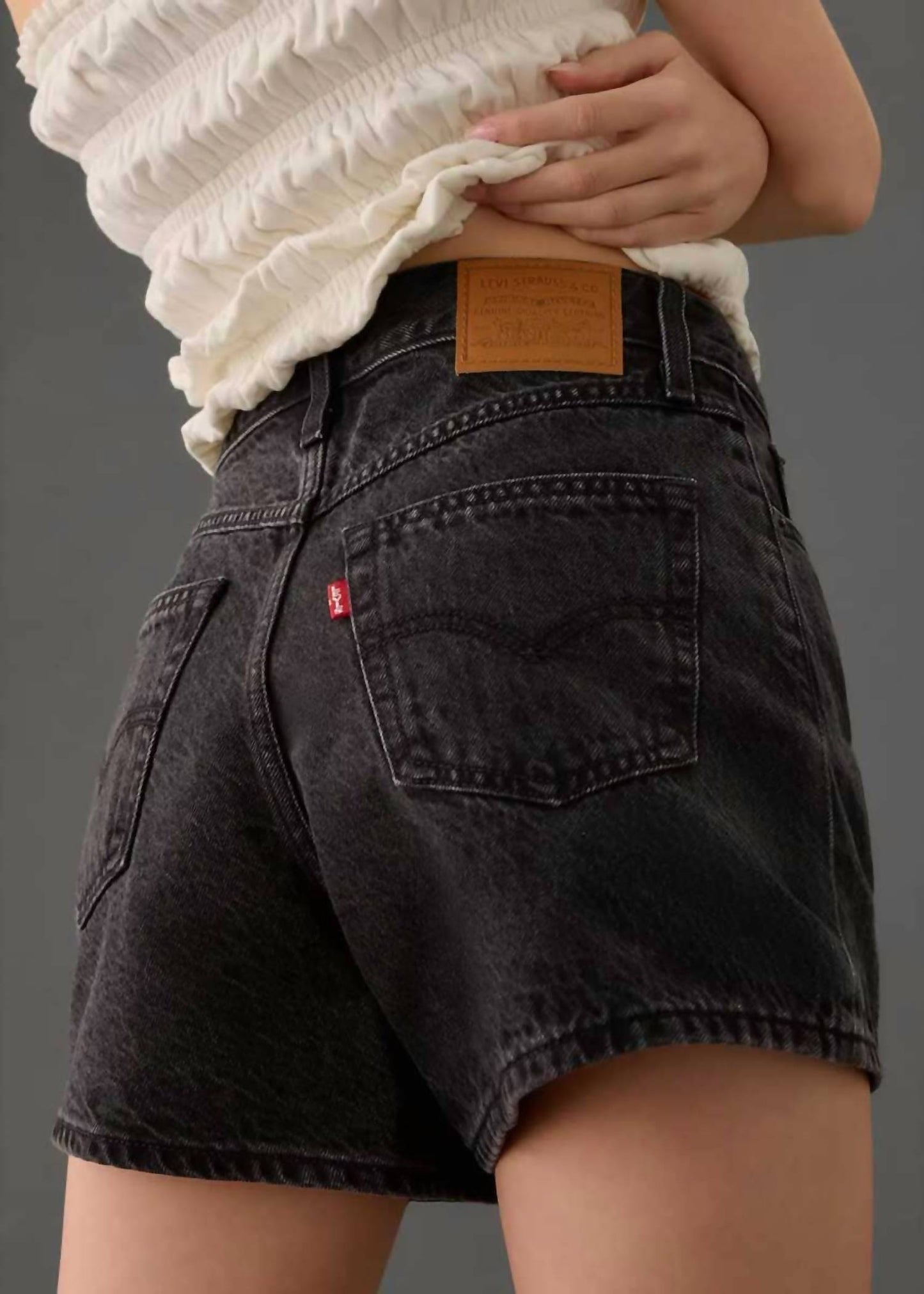 Levi'S - 80S MOM SHORT