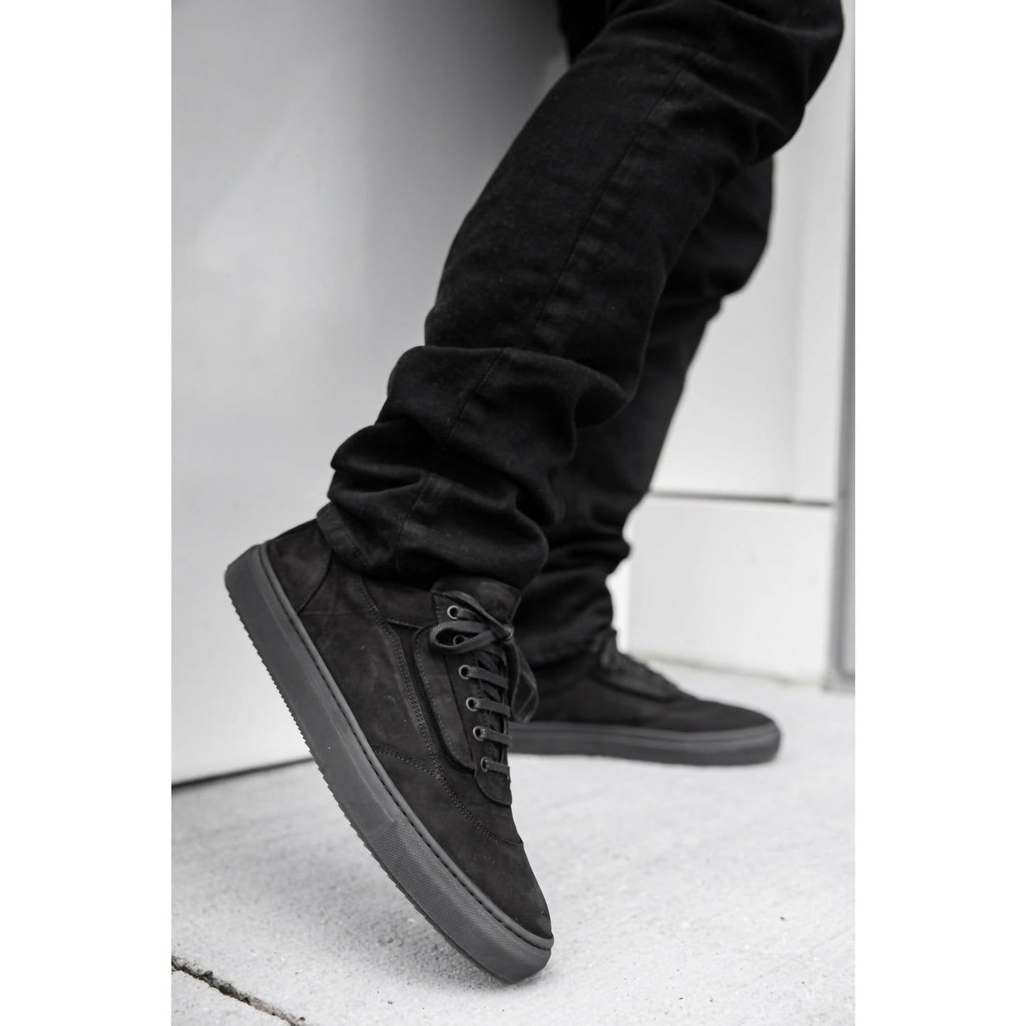 Fini - Men's Bold Shoe