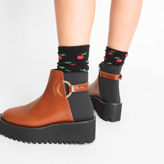 All Black - Women's Easy Fit Platform Ankle Boot