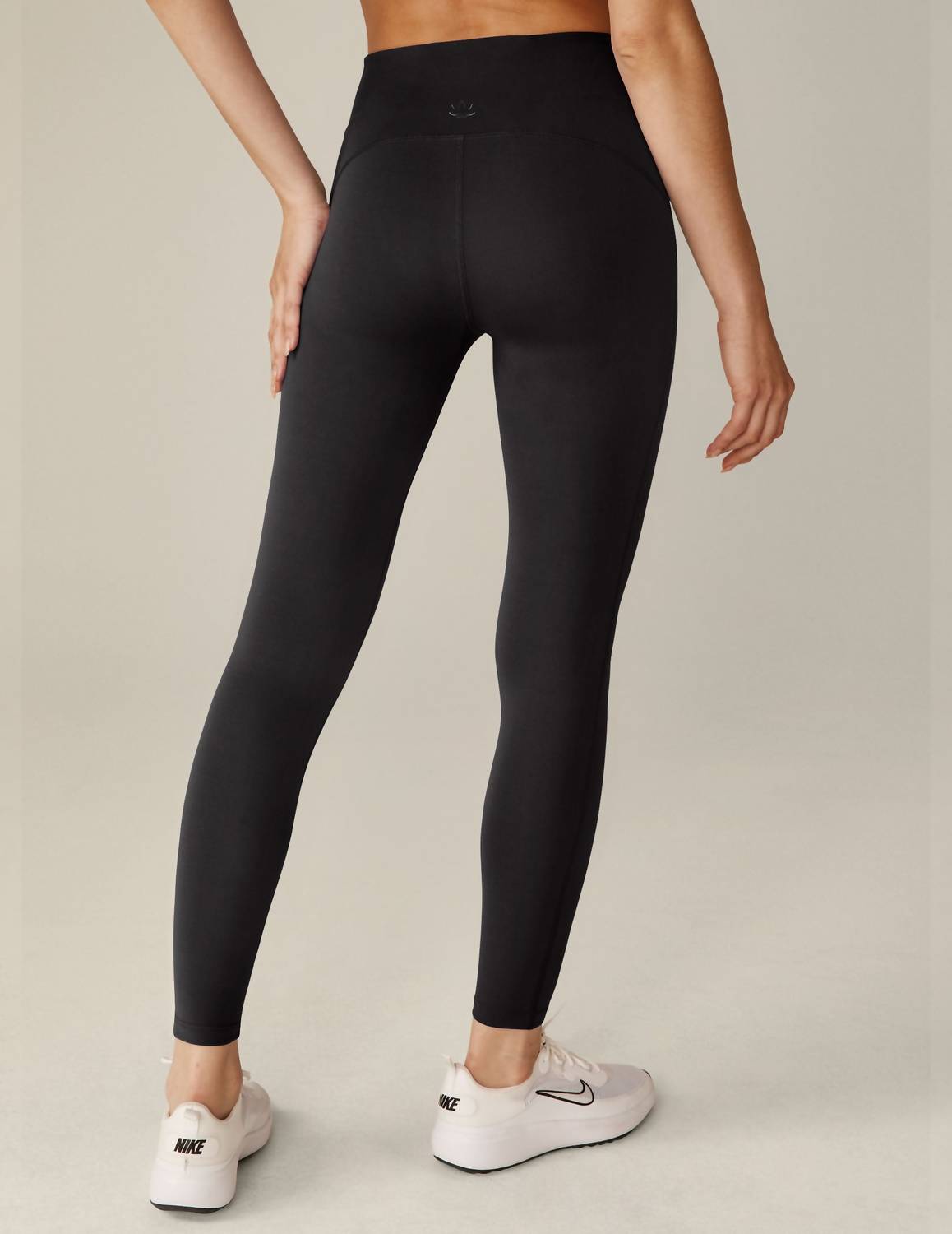 Beyond Yoga - Powerbeyond Strive Midi Legging