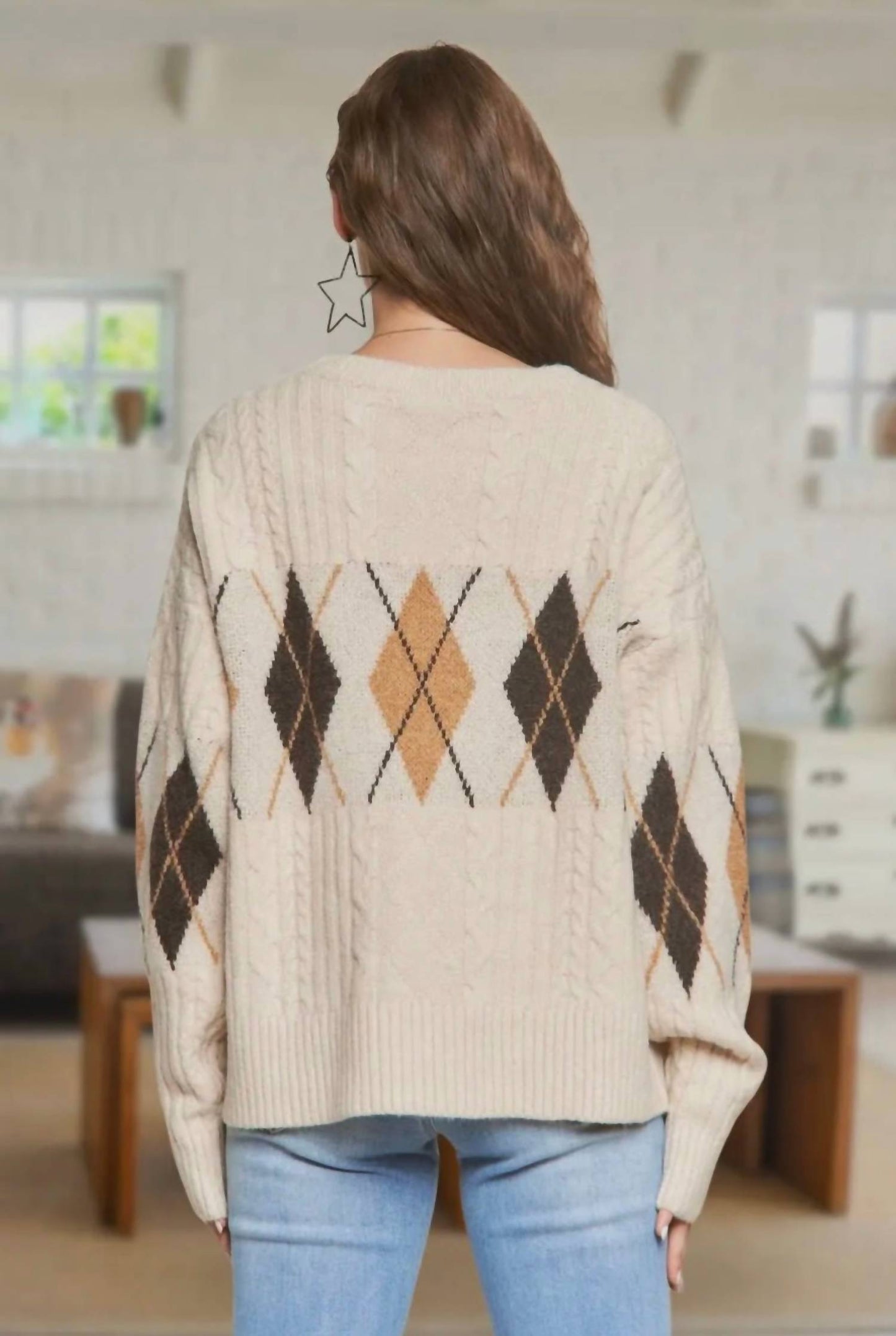 Adora - Diamond Pattern Cable Knit Sweater