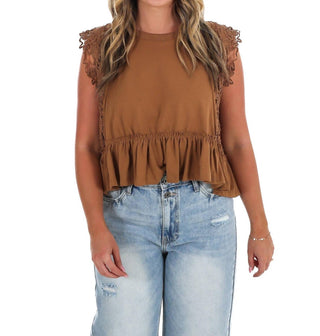Ee:Some - Delicate Edge Lace Trim Top
