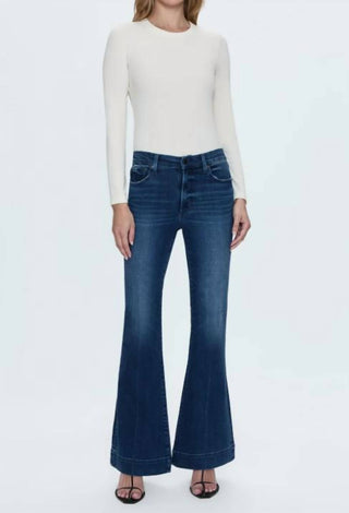 Pistola - Kinsley Flare