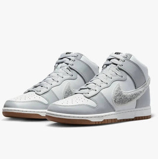 Nike - Men's Dunk High Retro University Sneaker